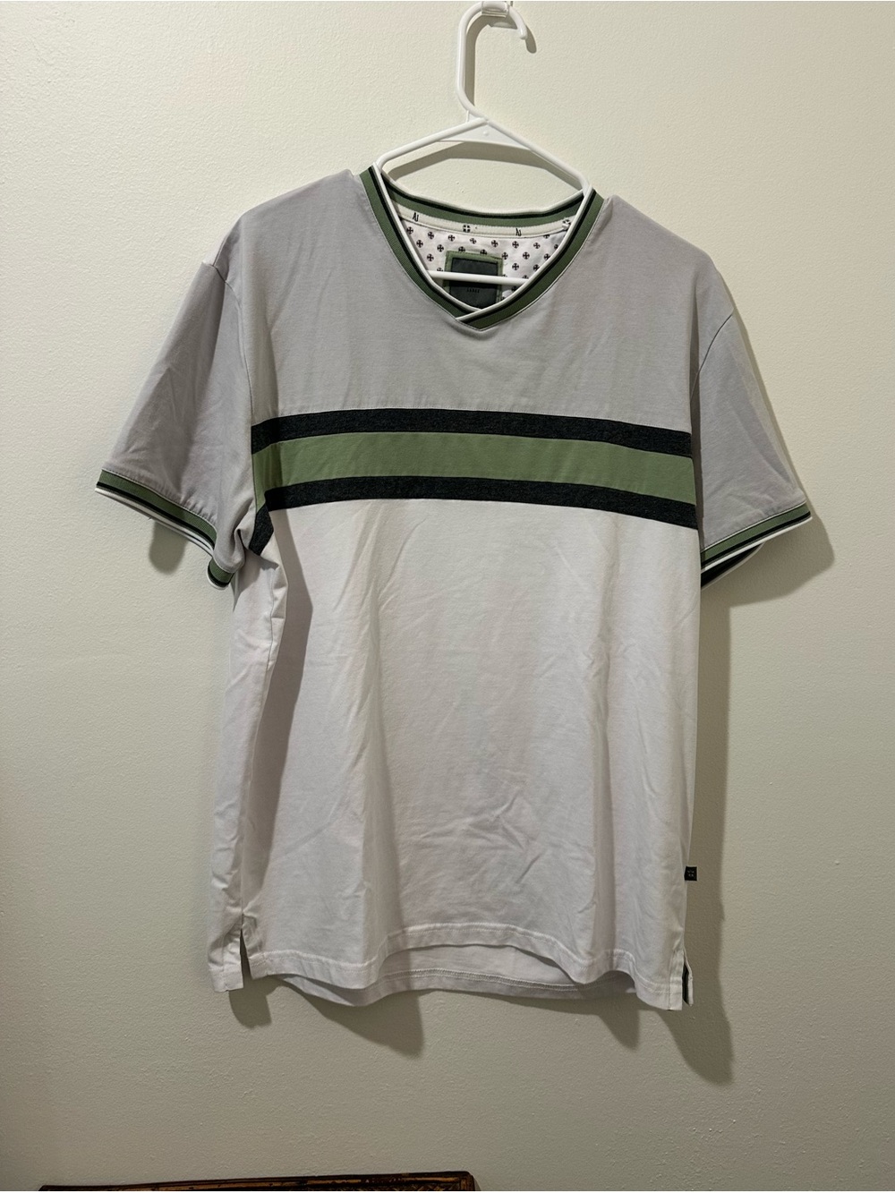 Men's Short Sleeve V-Neck Stripe Tee in White, Light Gray & Olive